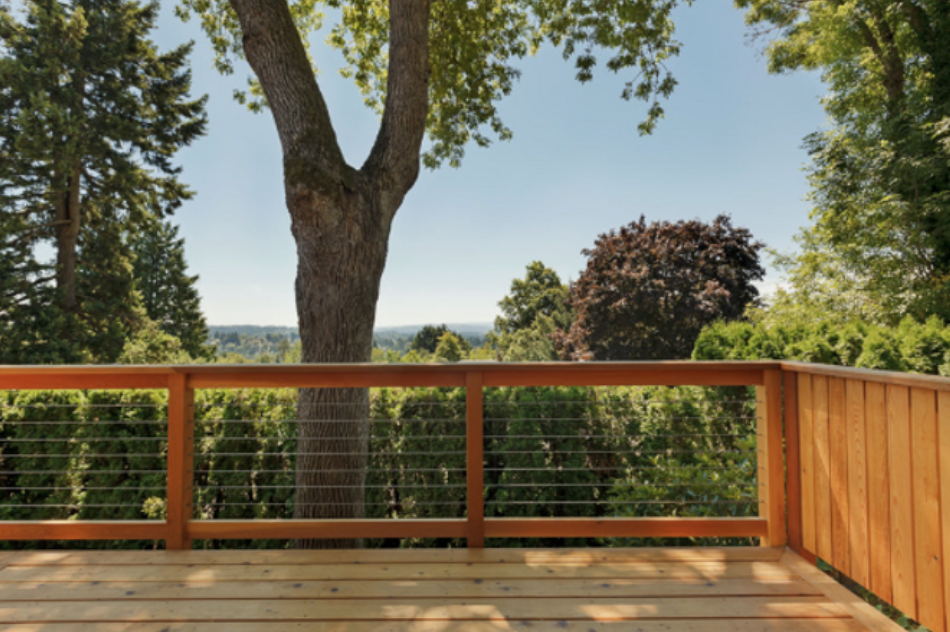 construction franchise owner builds decks with francoach free coaching service