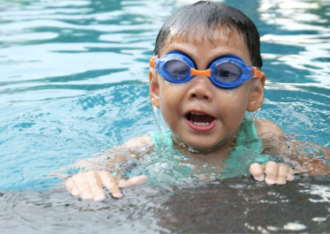 new british swim school franchise owner finds the right franchise with help from francoach