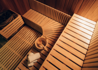 sauna franchise owner with francoach