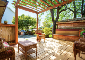 New franchise owners of Archadeck in Texas work with FranCoach to find the best franchise to own